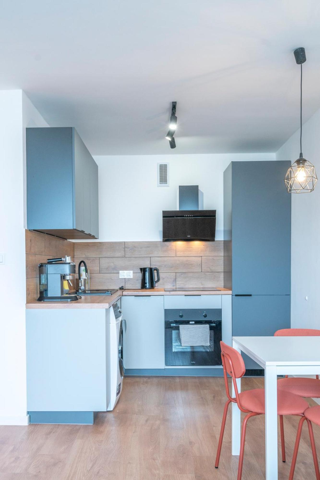 Verde Apartment Selfcheck-In 24H Вроцлав Екстериор снимка